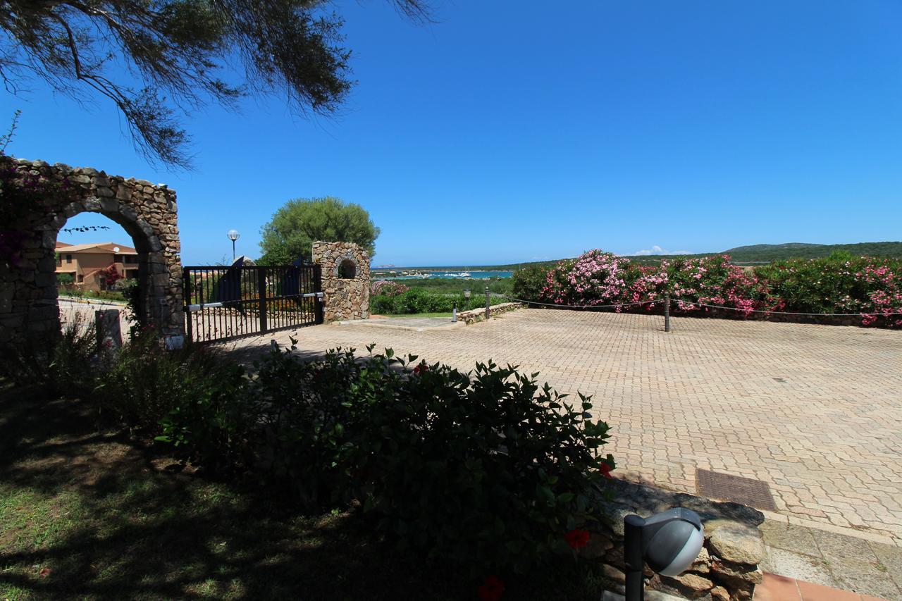 Appartamenti Residence Vela Blu Golfo Aranci Marinella  Exterior foto